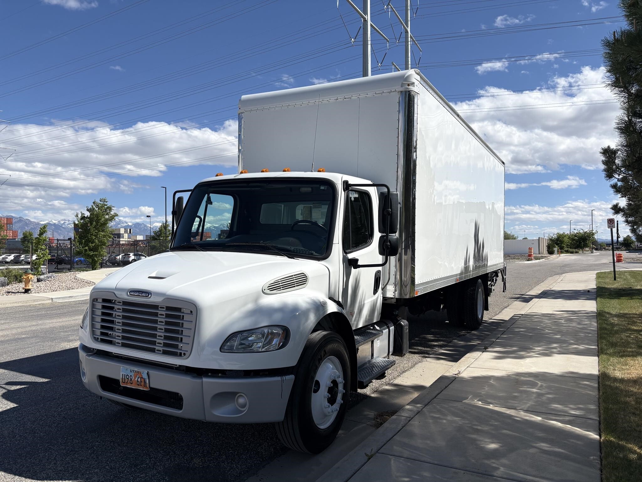 2021 FREIGHTLINER BUSINESS CLASS M2 106 in Salt Lake City, UT