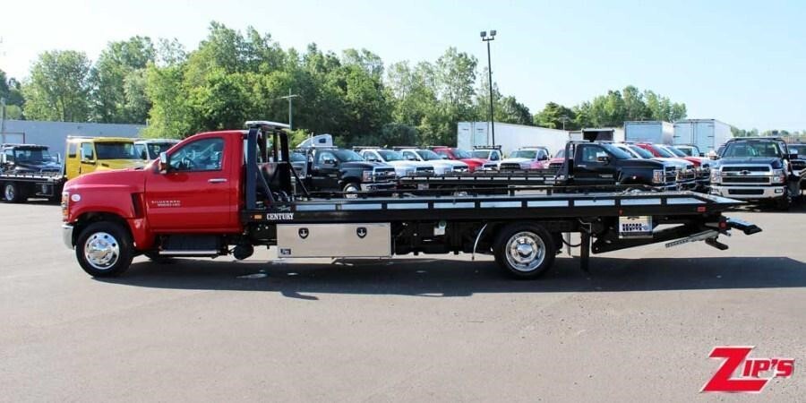 2023 CHEVROLET SILVERADO 6500HD in New Hampton, IA