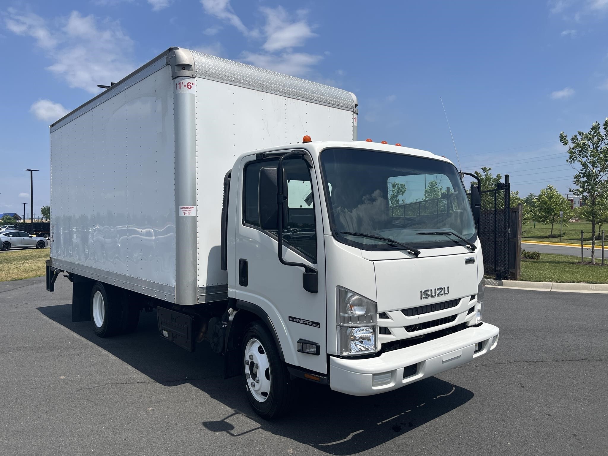 2022 ISUZU NPR XD in Sterling, VA