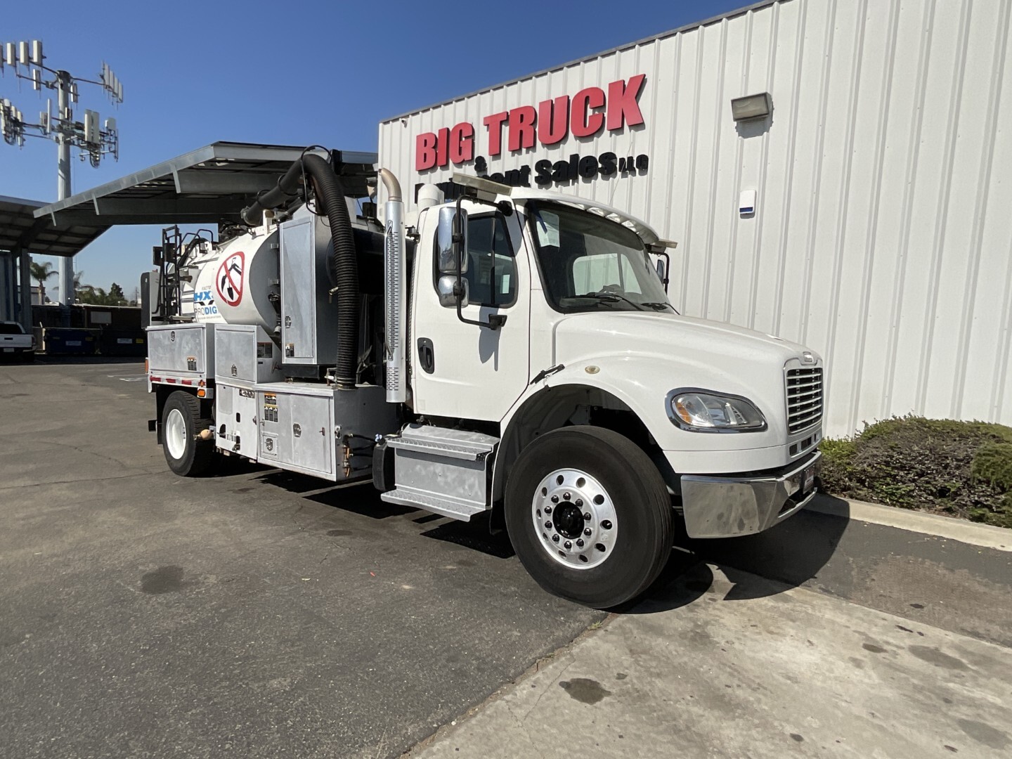 2016 FREIGHTLINER BUSINESS CLASS M2 in Fontana, CA