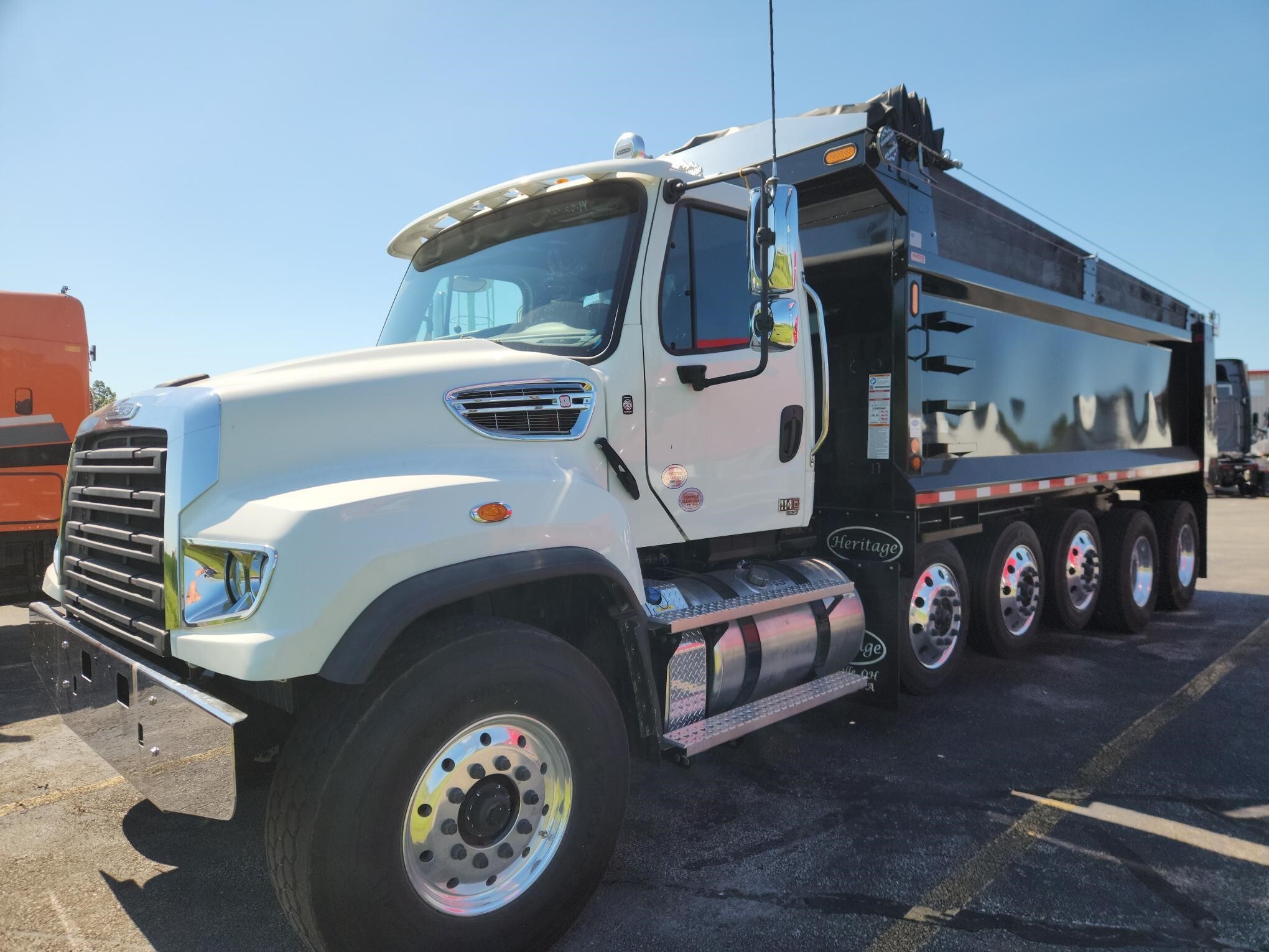 2026 FREIGHTLINER 114SD PLUS in Youngstown, OH