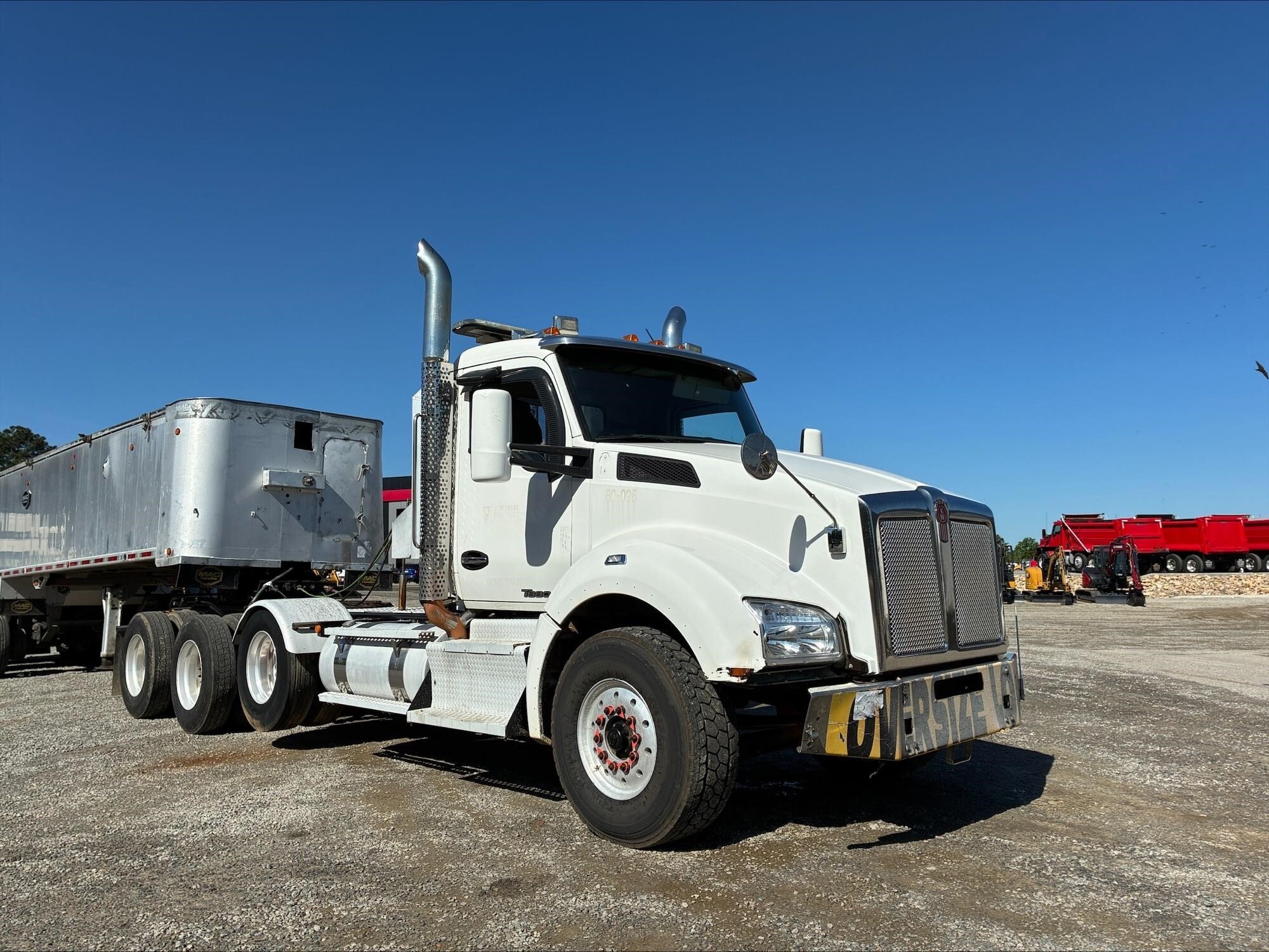 2017 KENWORTH T880 in Chatham, VA