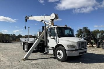 2014 FREIGHTLINER BUSINESS CLASS M2 106 in Miami, FL