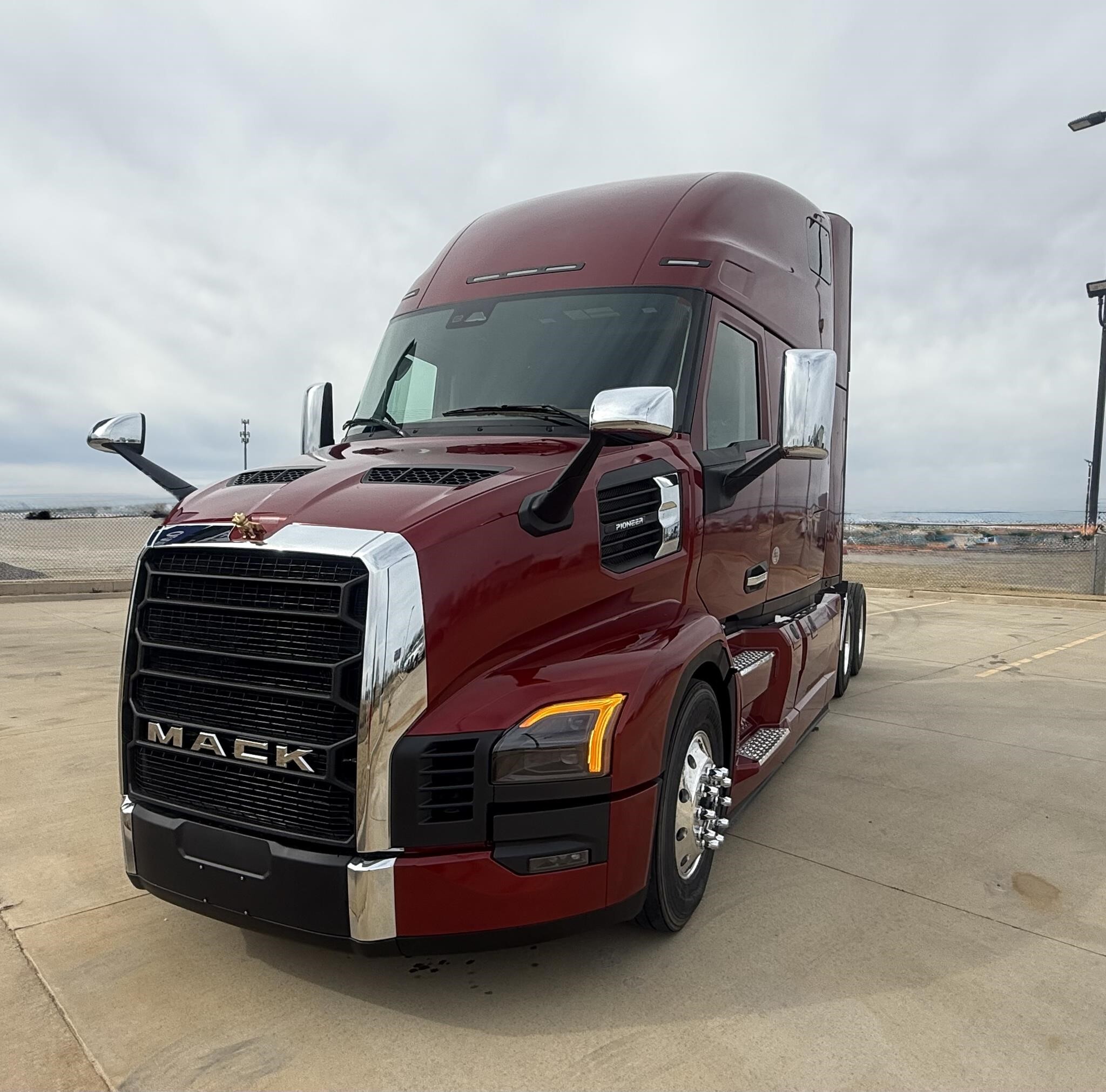 2026 MACK PIONEER 64T in Oklahoma City, OK