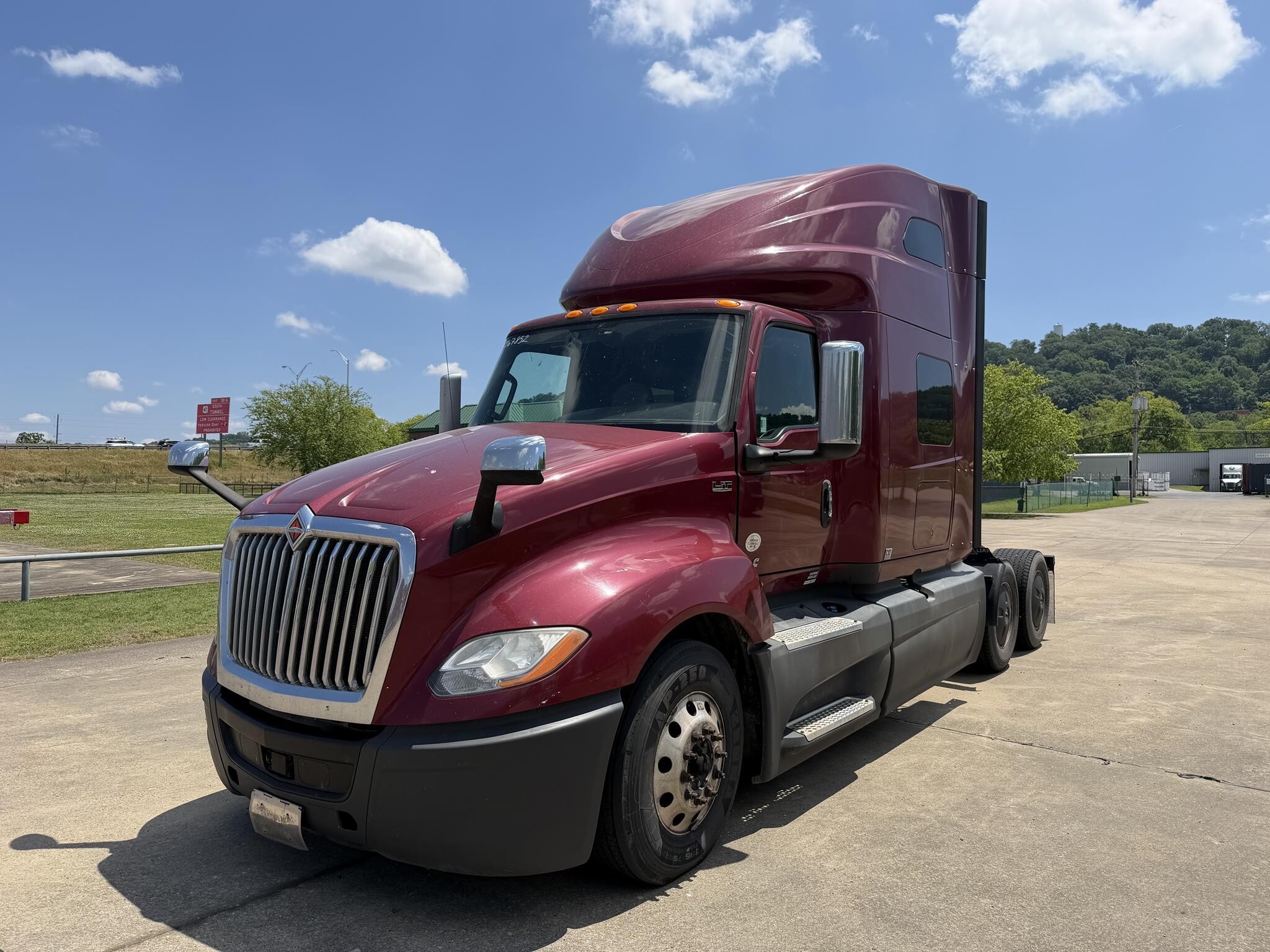 2020 INTERNATIONAL LT in Knoxville, TN