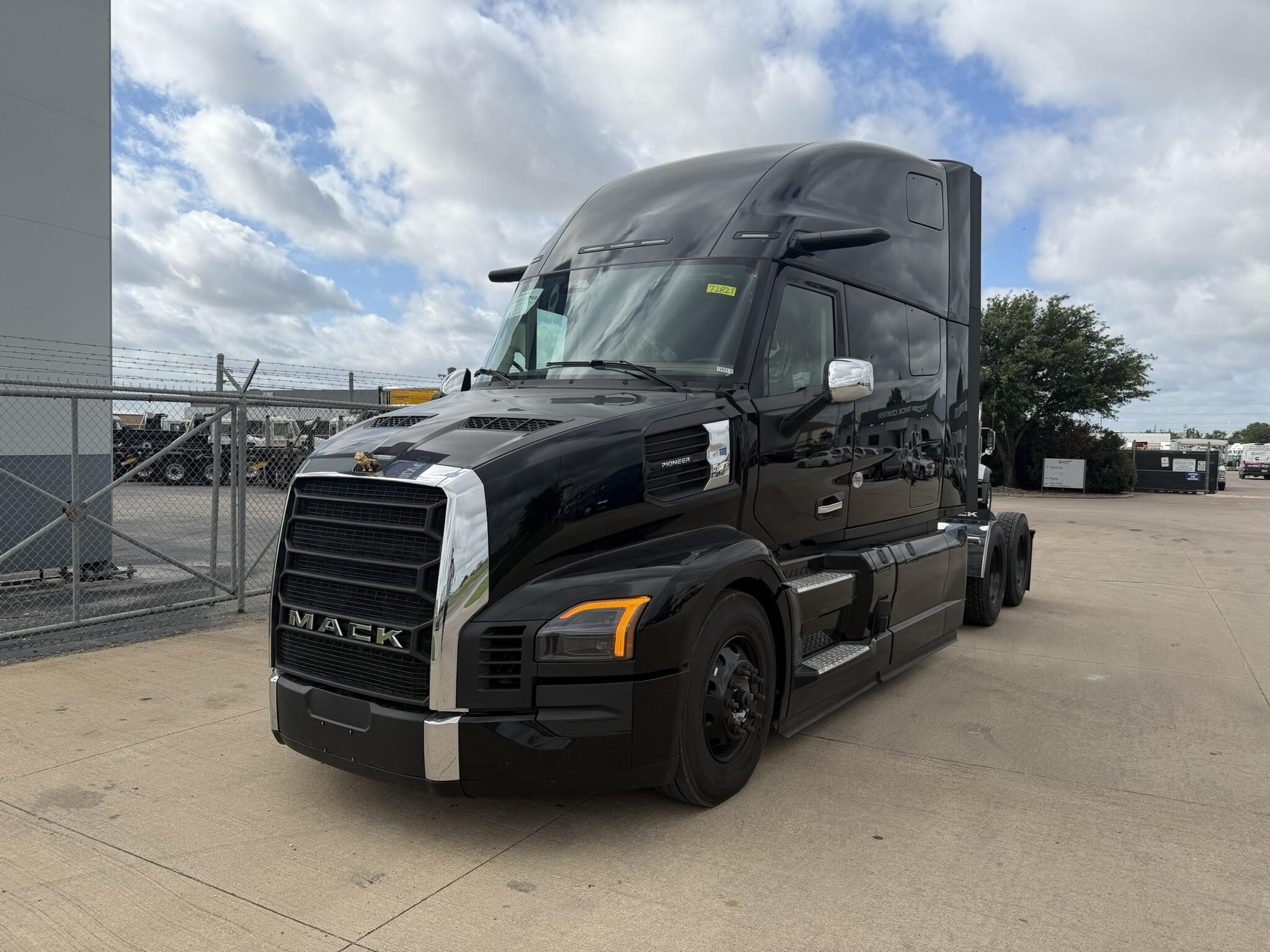 2027 MACK PIONEER 64T in Fort Worth, TX