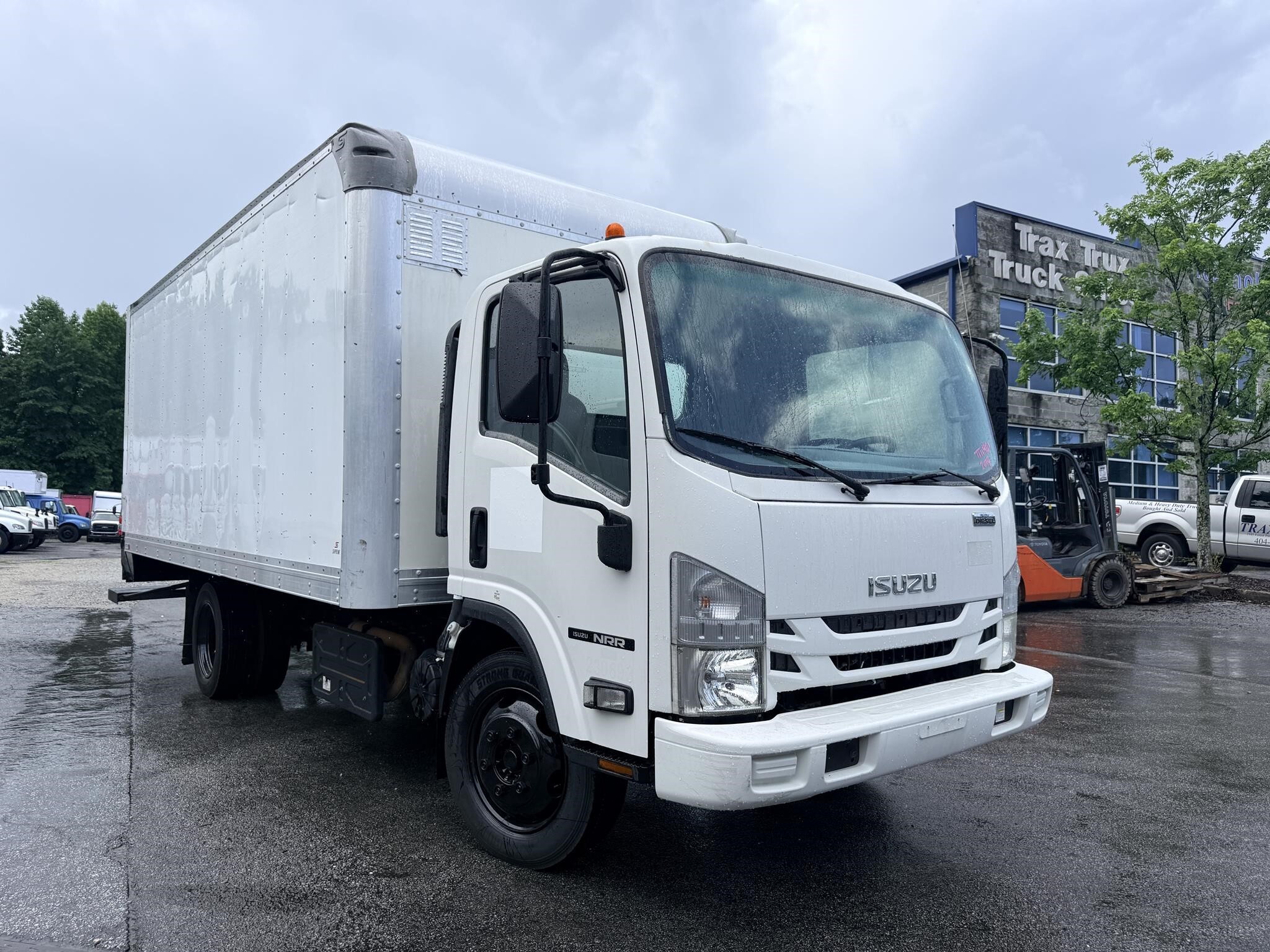 2019 ISUZU NRR in Morrow, GA