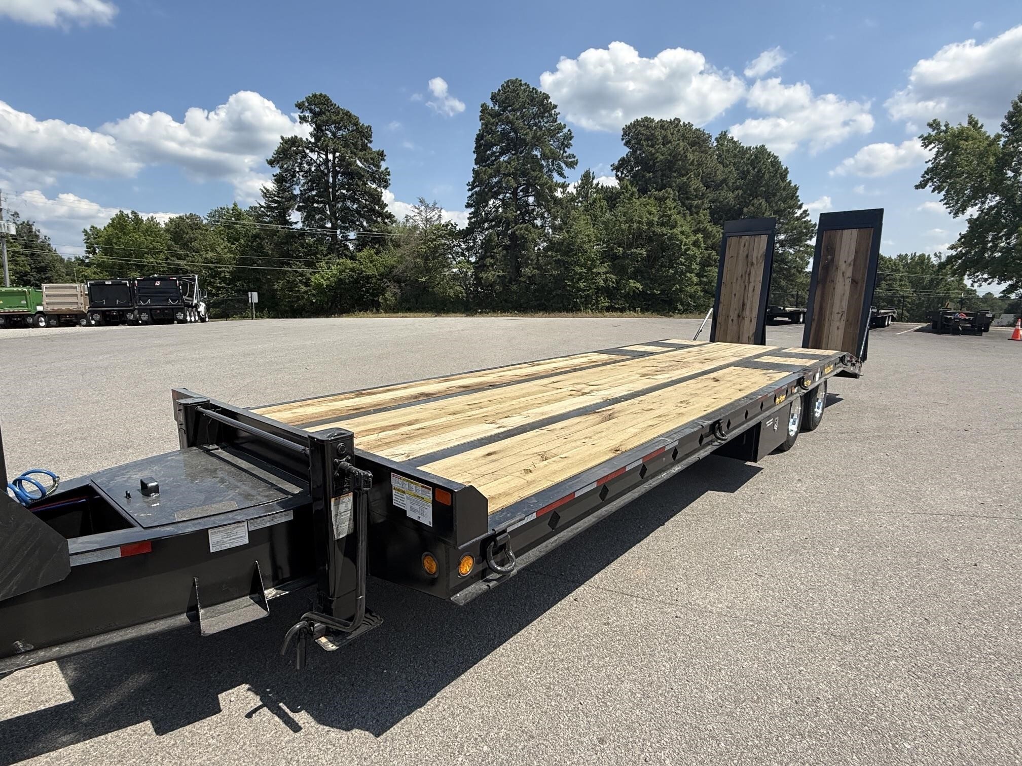 2027 WINSTON 22.5 TON PRO PAVER in Chatham, VA