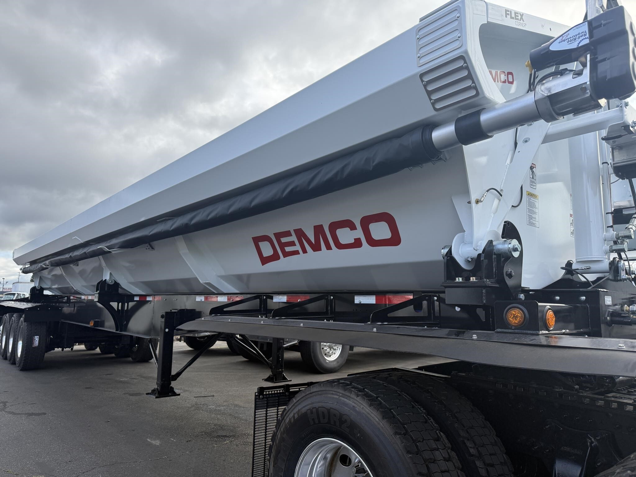 2027 DEMCO in Auburn, WA