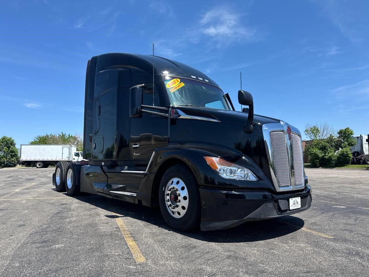 2023 KENWORTH T680 in Burr Ridge, IL