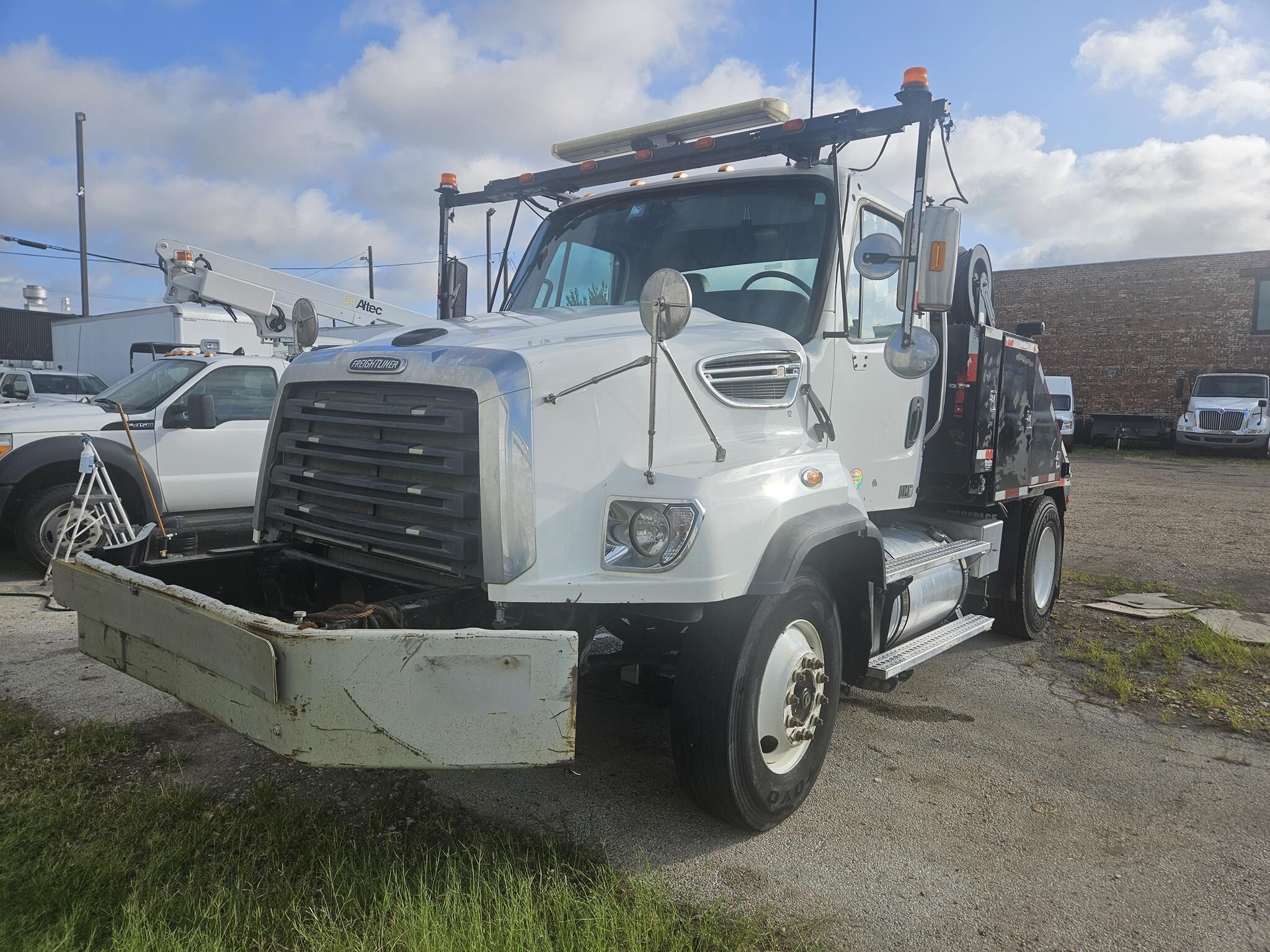 2015 FREIGHTLINER 114 SD in Dallas, TX