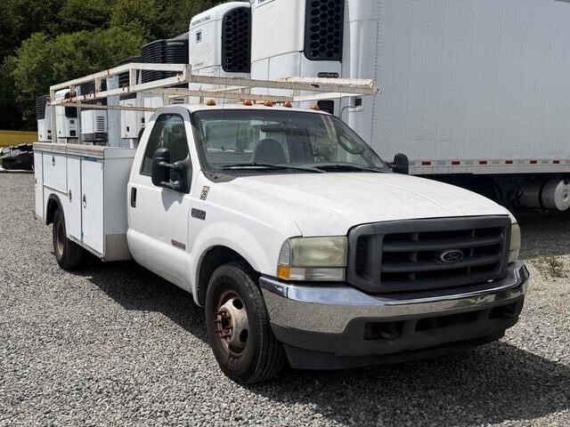2004 FORD F350 XL XL in Orting, WA