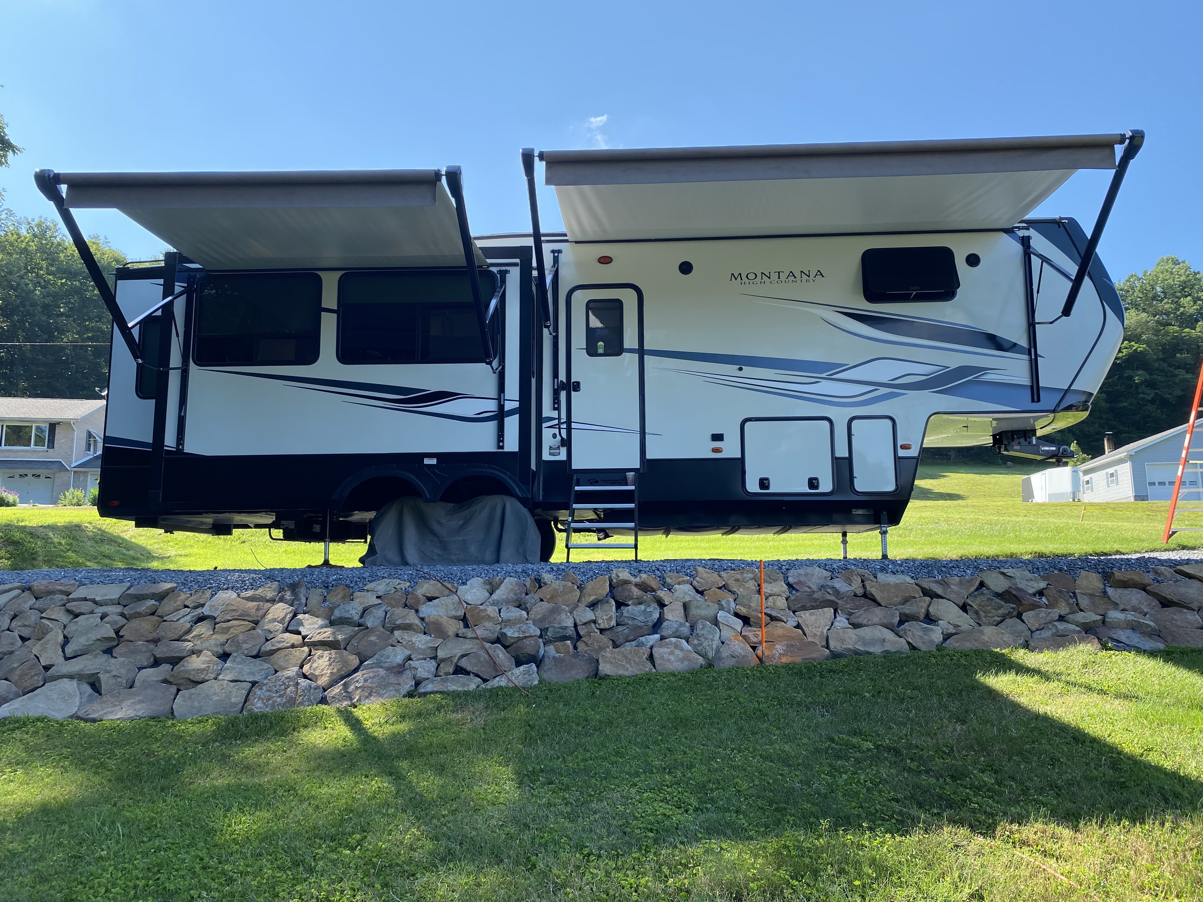 2022 Keystone MONTANA HIGH COUNTRY 295RL RV