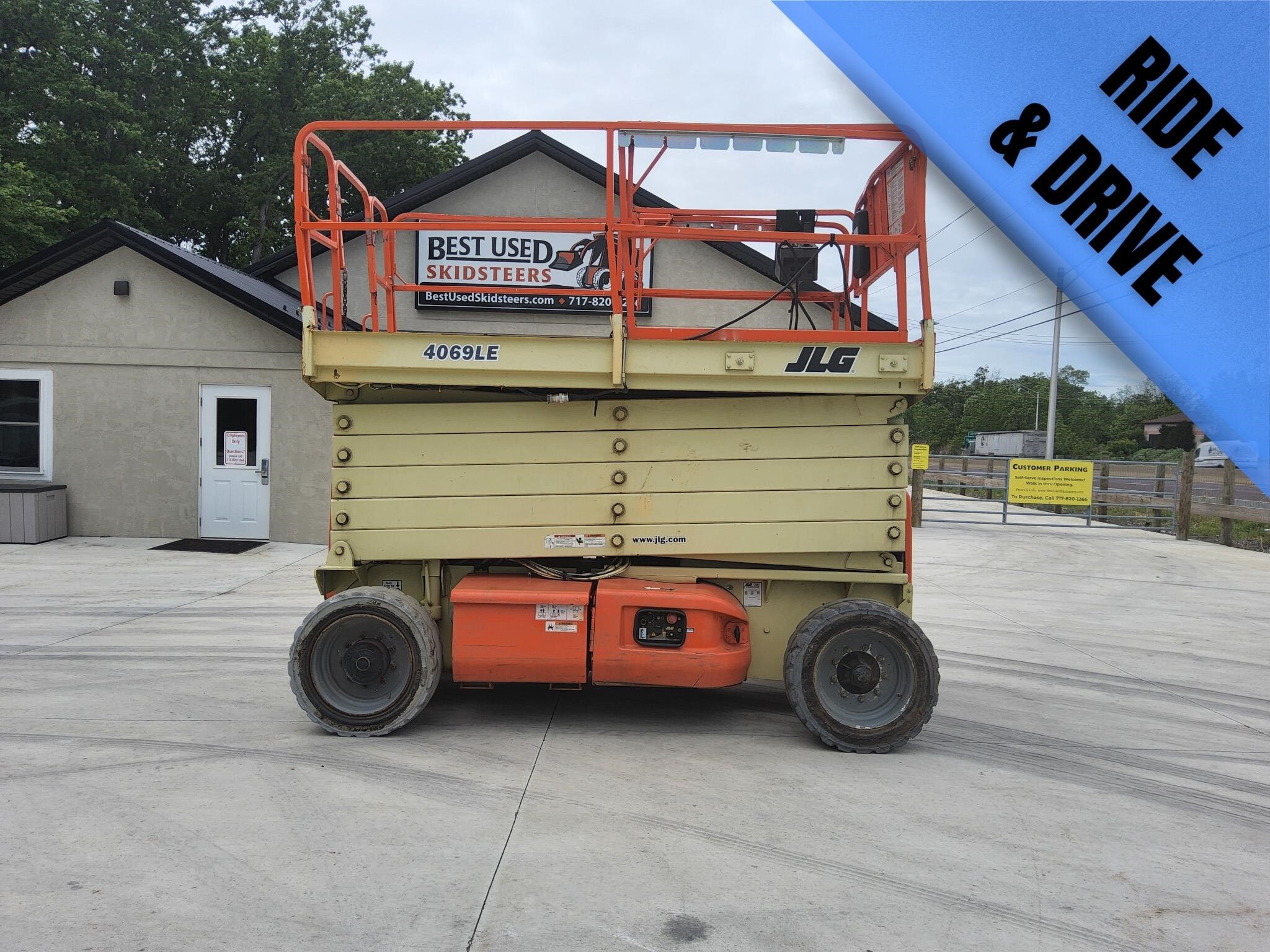 2001 JLG 4069LE in Bethel, PA