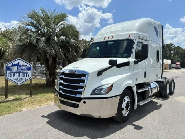 2020 FREIGHTLINER CASCADIA 126 in Jacksonville, FL