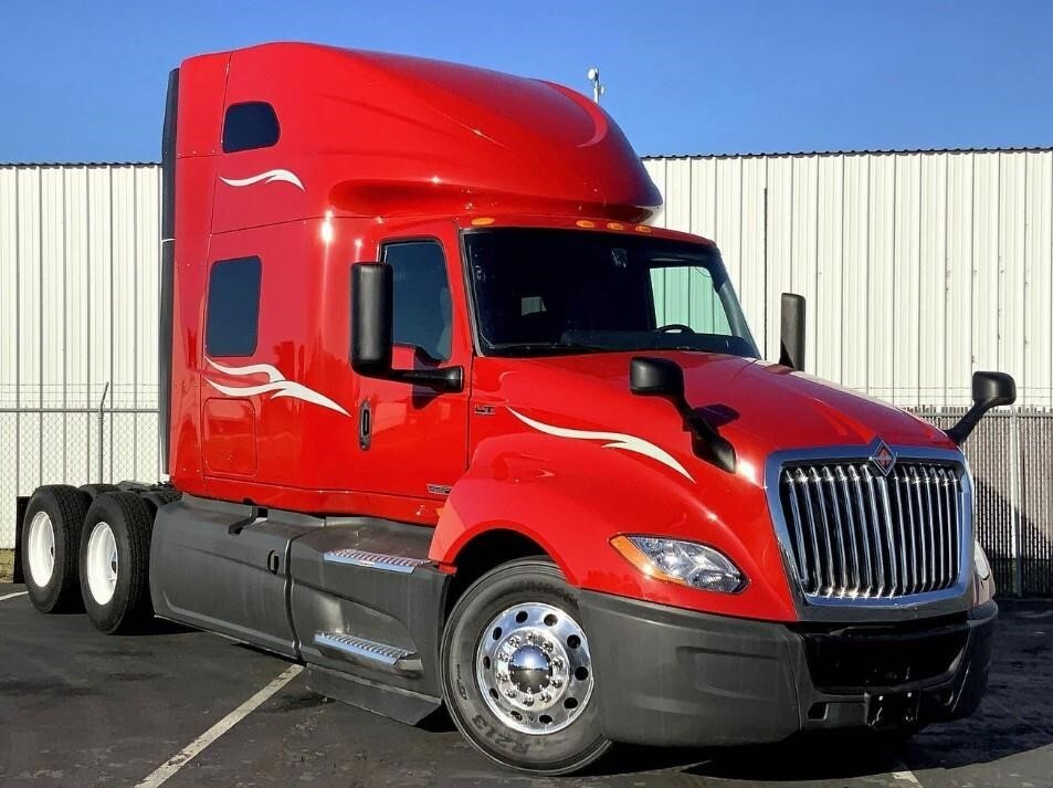 2023 INTERNATIONAL LT in North Las Vegas, NV
