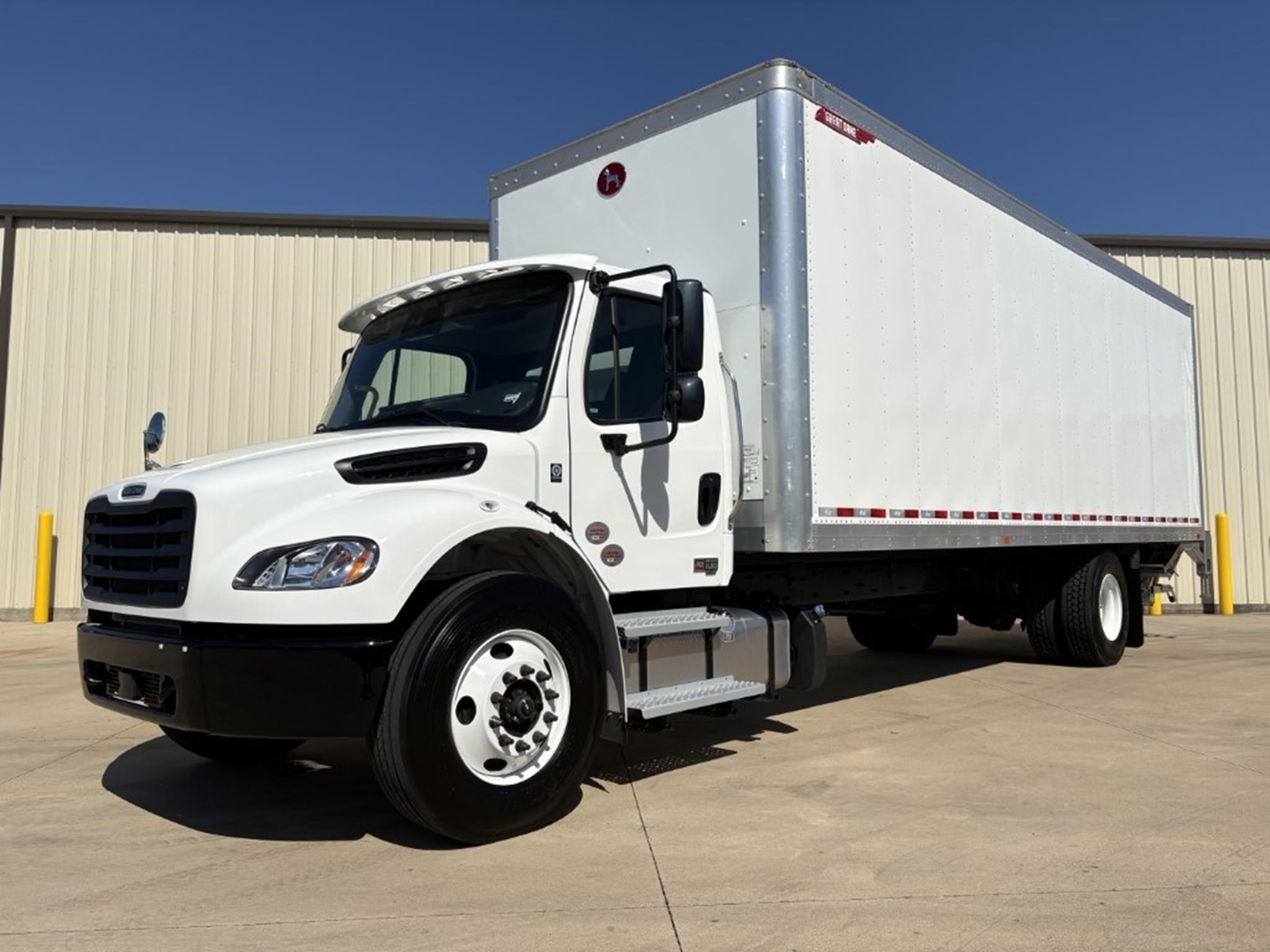 2026 FREIGHTLINER BUSINESS CLASS M2 106 in Temple, TX