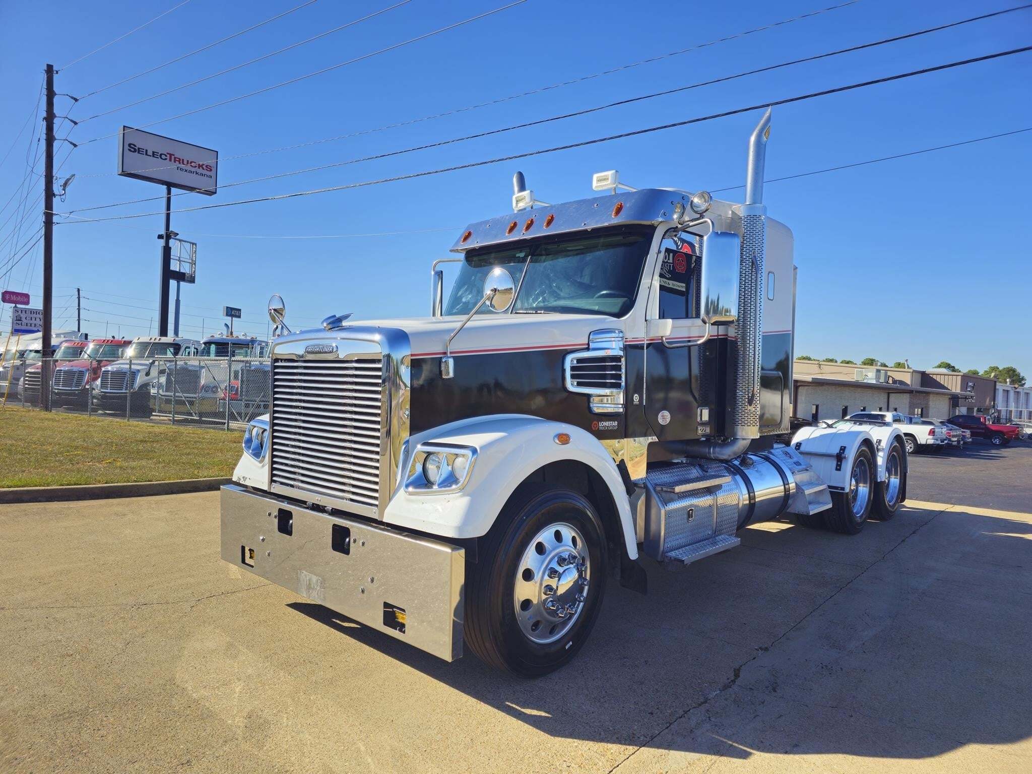 2022 FREIGHTLINER 122 SD in Texarkana, TX