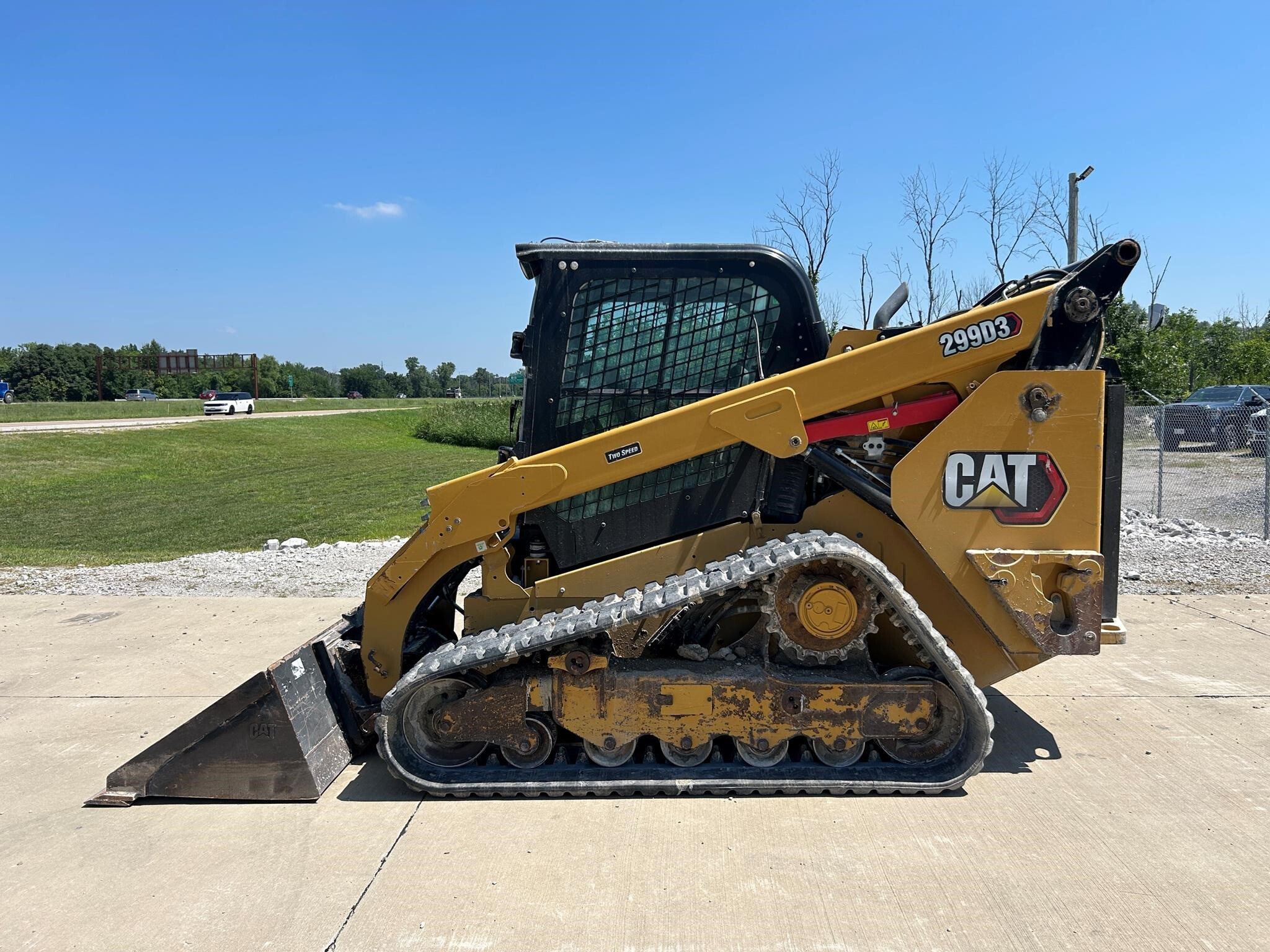 2023 CATERPILLAR 299D3 in East St. Louis, IL