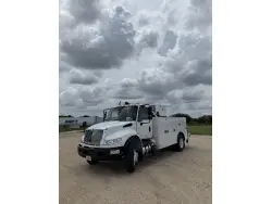 2017 INTERNATIONAL 4400