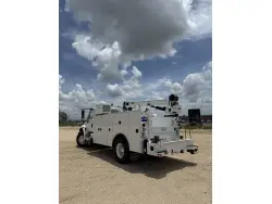 2017 INTERNATIONAL 4400