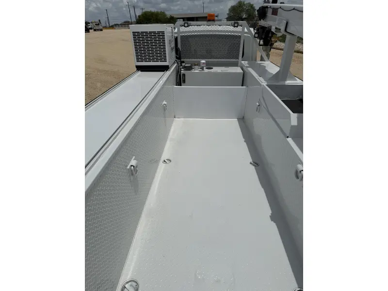 2017 INTERNATIONAL 4400