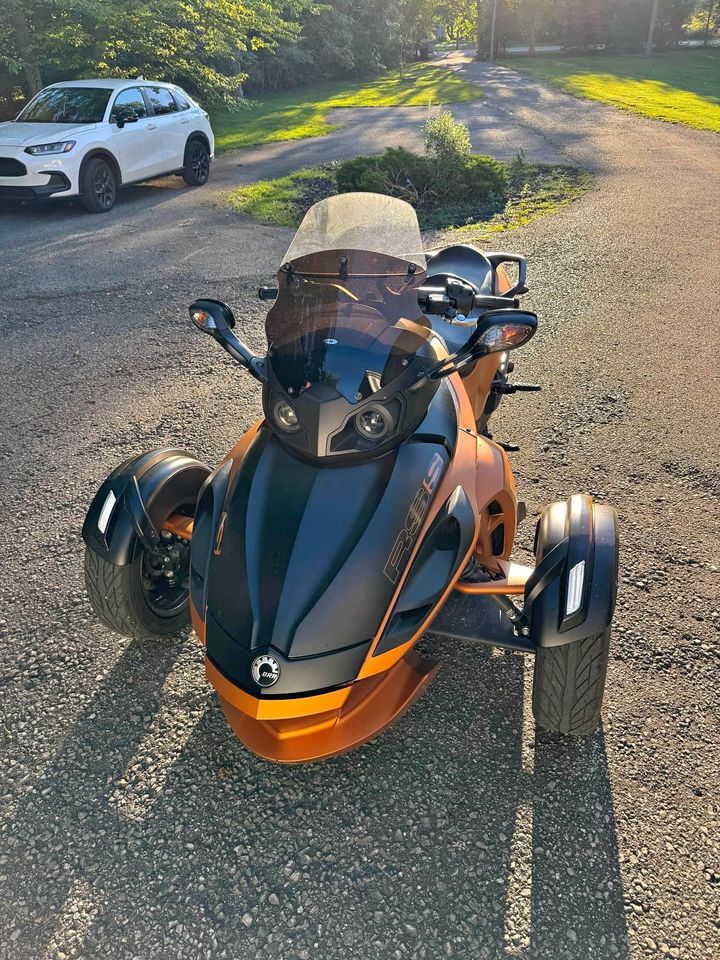 2013 Can-Am SPYDER RS S S in Solon, OH