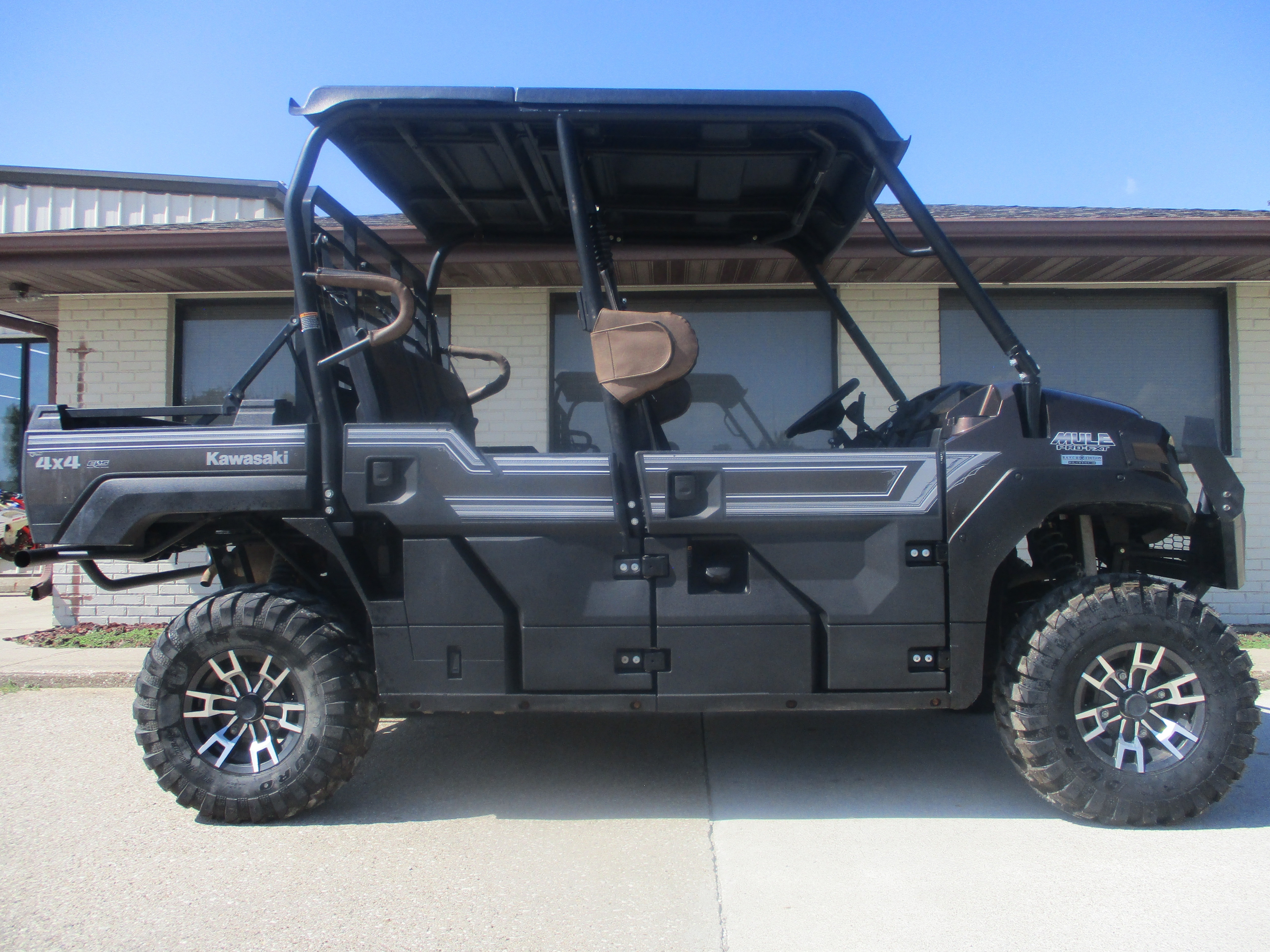 2023 Kawasaki MULE PRO-FXT Ranch Edition Platinum in winterset IA