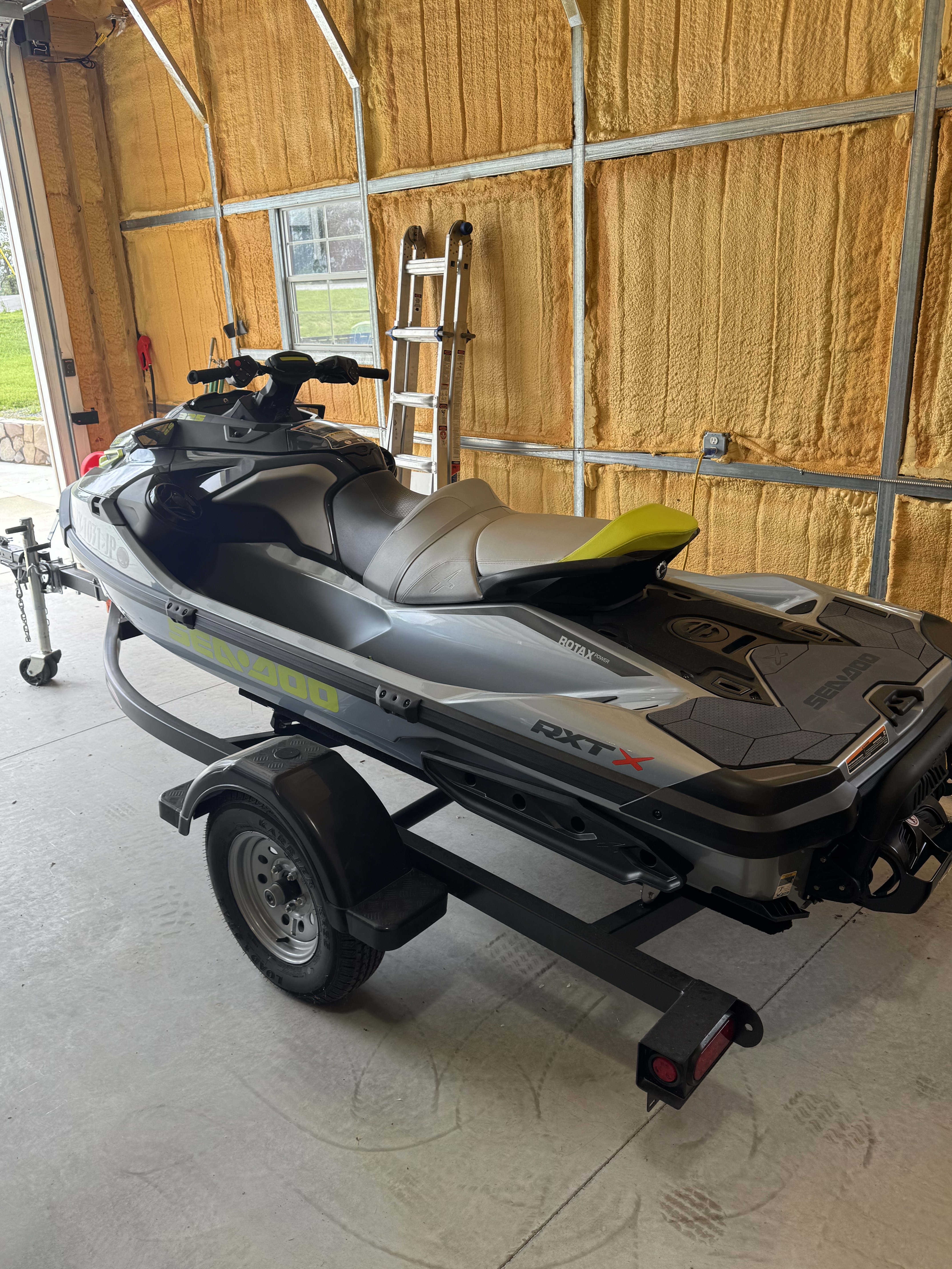 2025 Sea-Doo RXT X 325 X 325 in Gilbertsville, KY