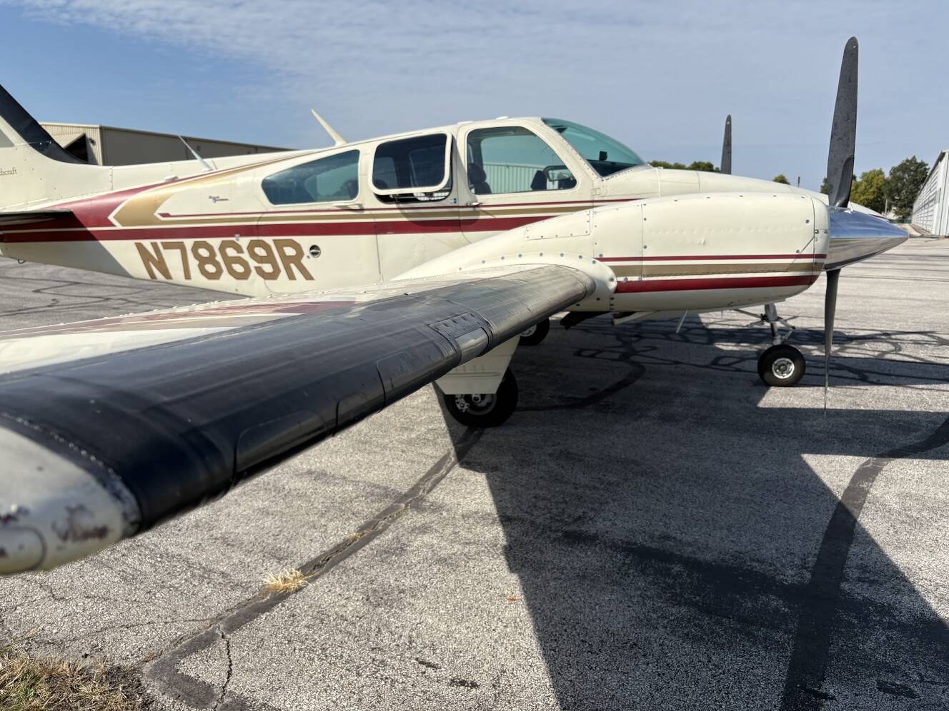 A photo of this 1969 Beechcraft BARON 58