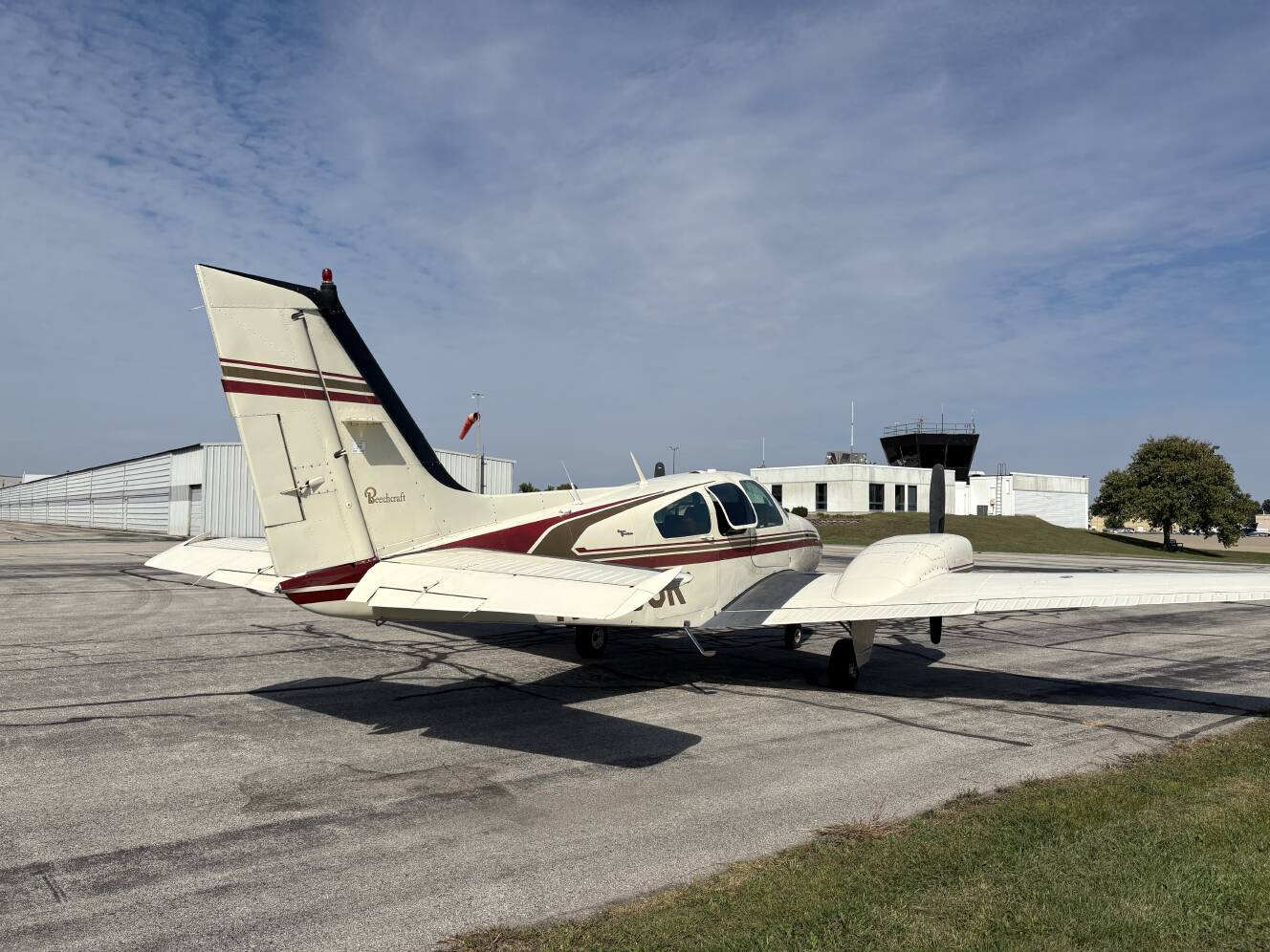 A photo of this 1969 Beechcraft BARON 58