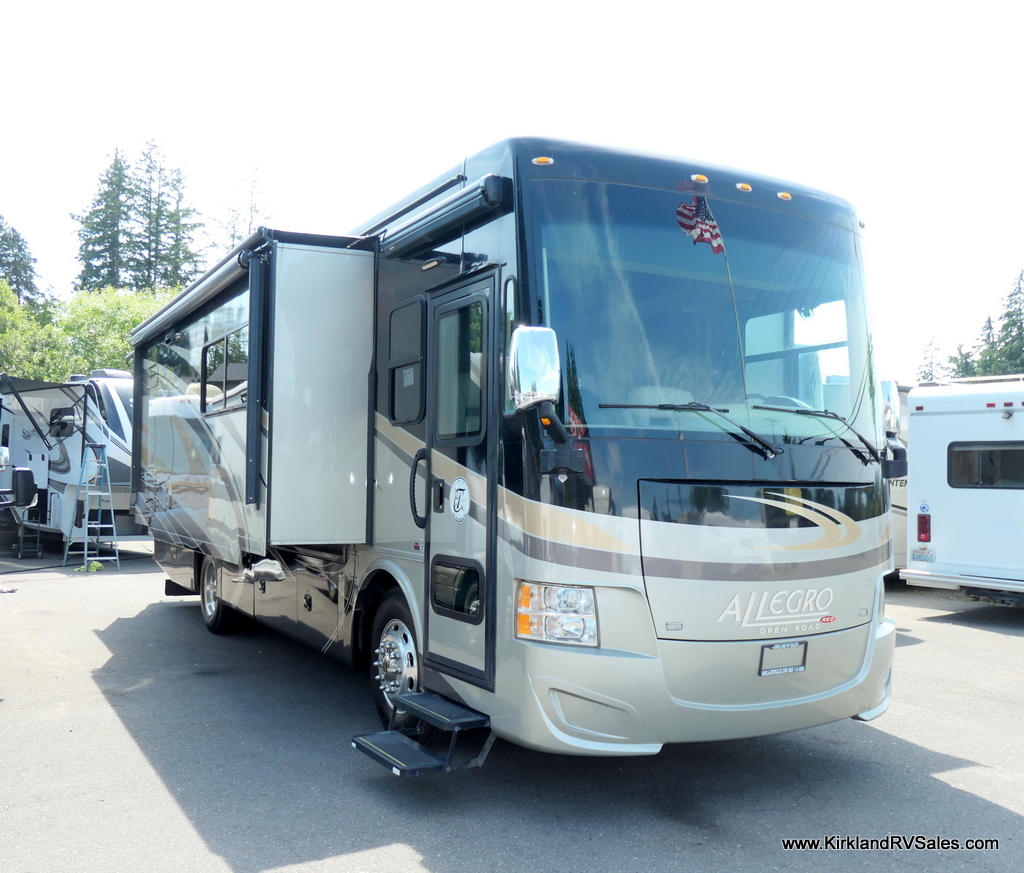 2015 Tiffin Motorhomes ALLEGRO RED 33 AA RV