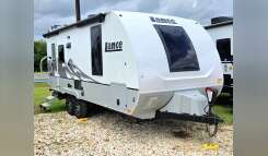 2027 Lance Lance 1995 RV