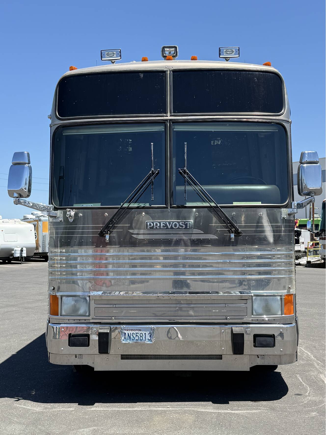 A photo of this 1999 Marathon PREVOST