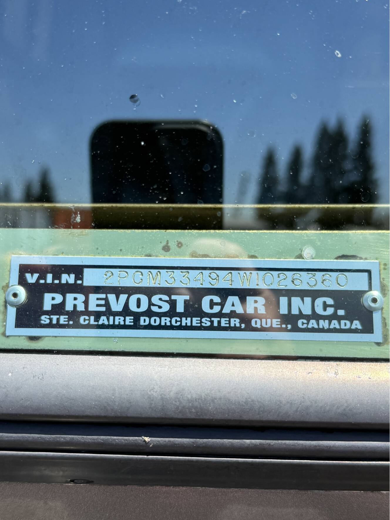 A photo of this 1999 Marathon PREVOST