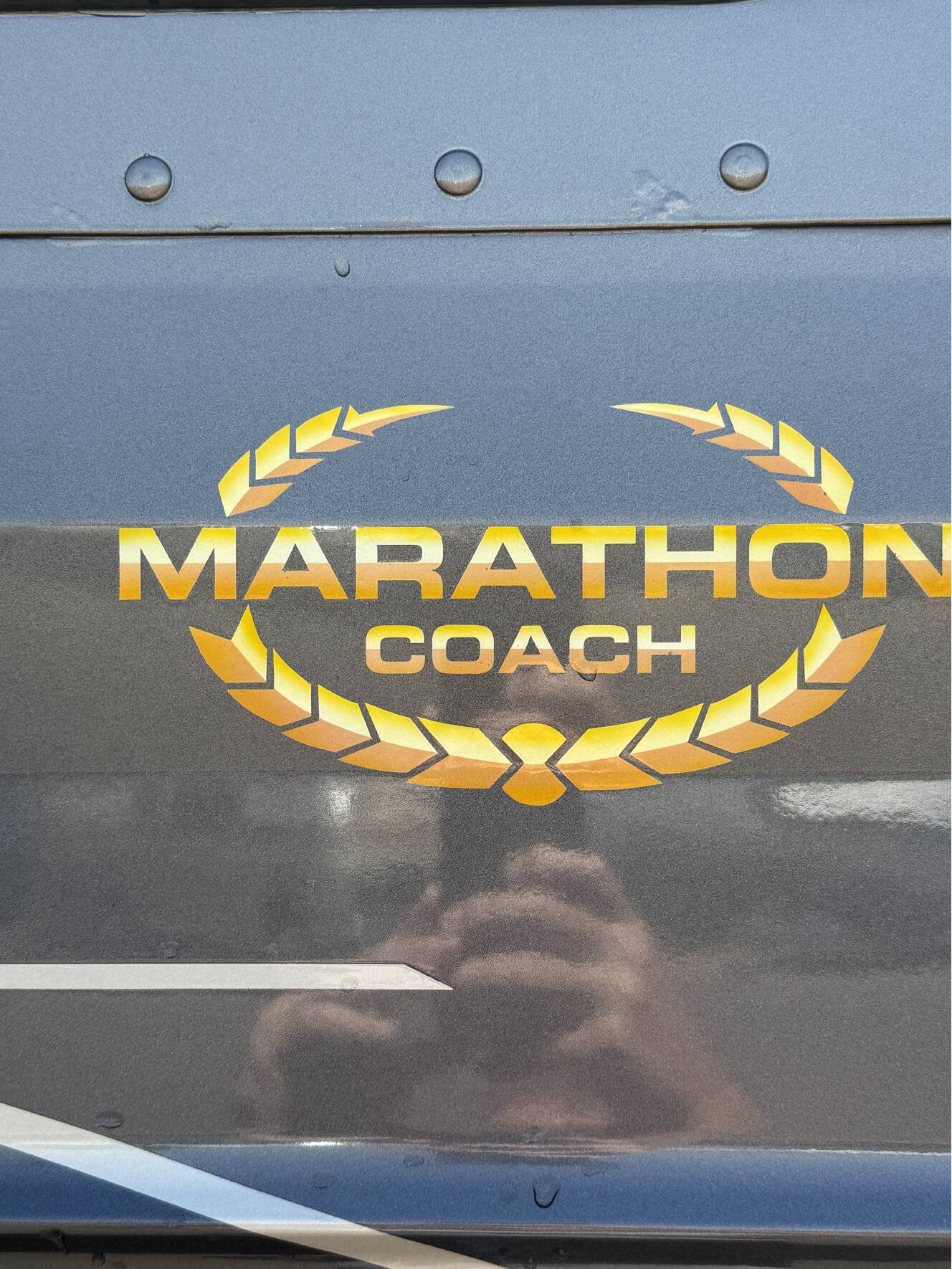 A photo of this 1999 Marathon PREVOST