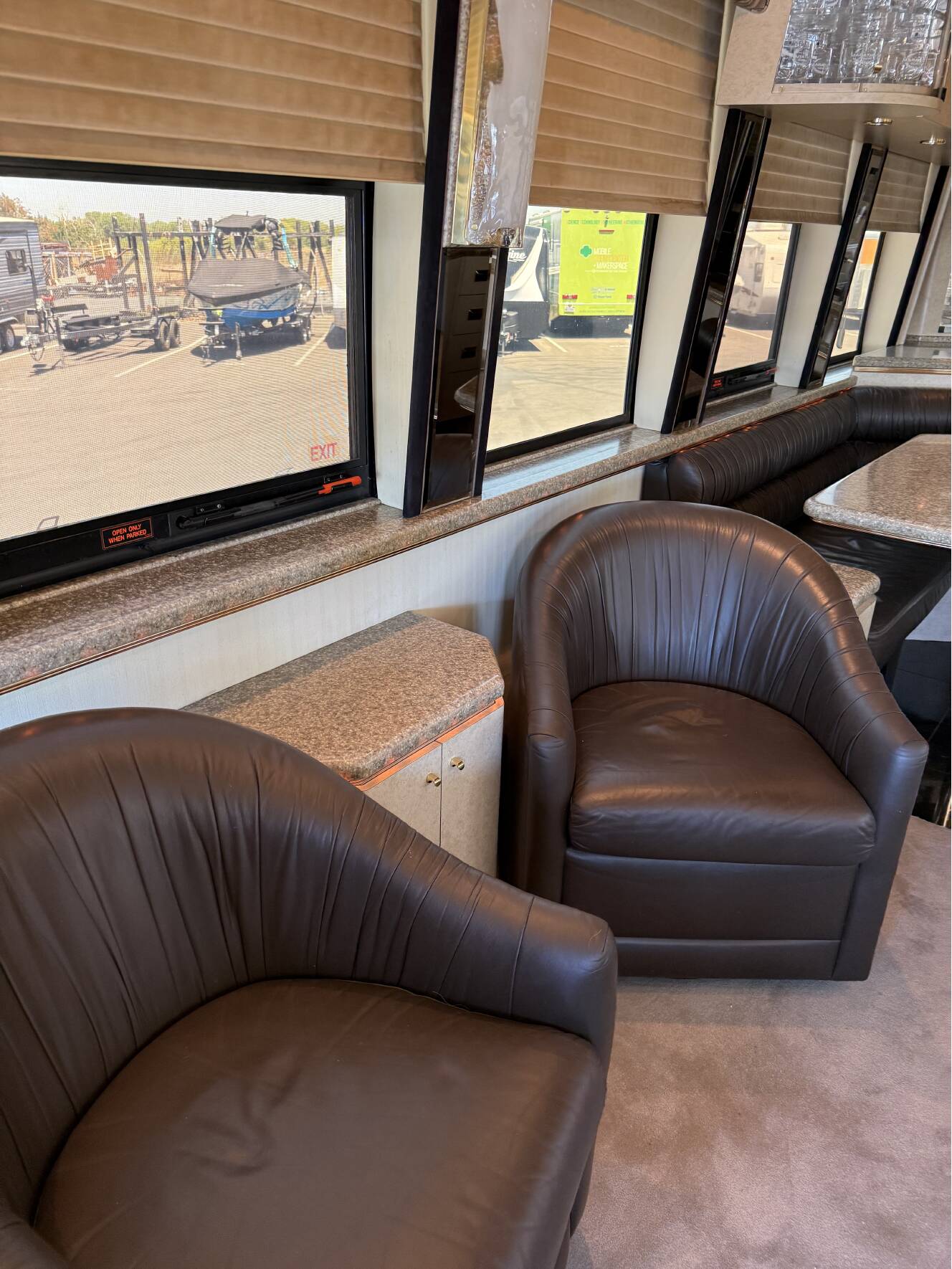 A photo of this 1999 Marathon PREVOST