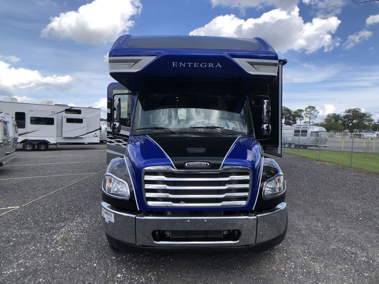 2027 Entegra Coach Accolade XL 37M Super C RV