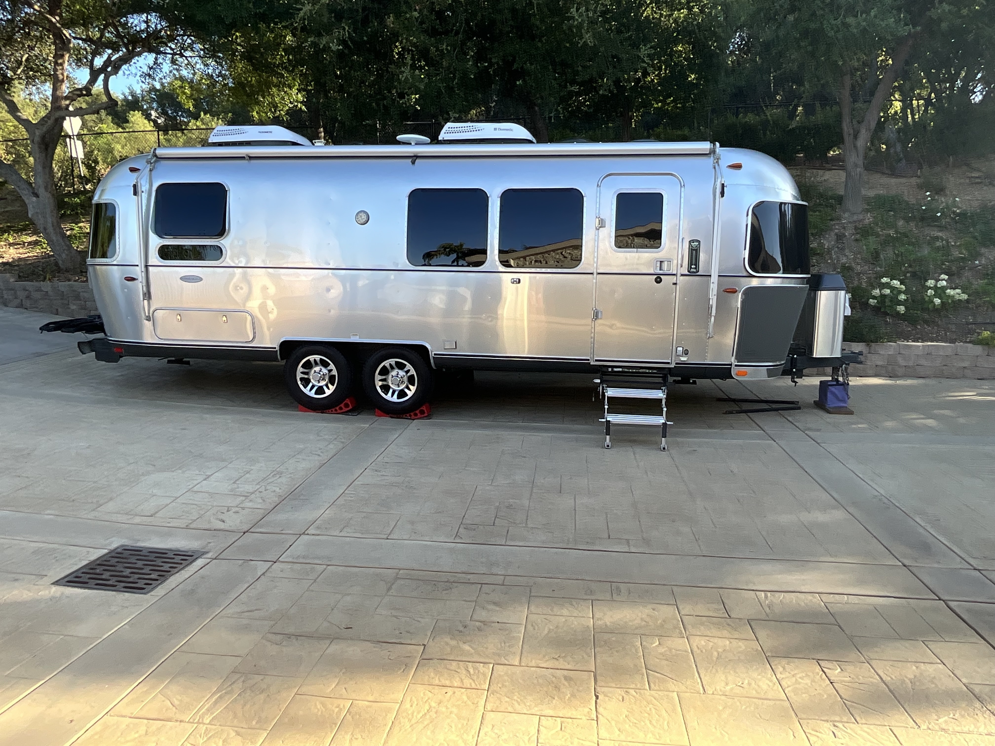 2016 Airstream FLYING CLOUD 28RB TWIN in chino hills CA