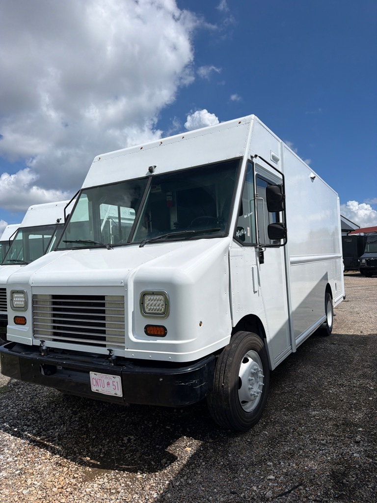 2019 FORD F59 in Madison, AL
