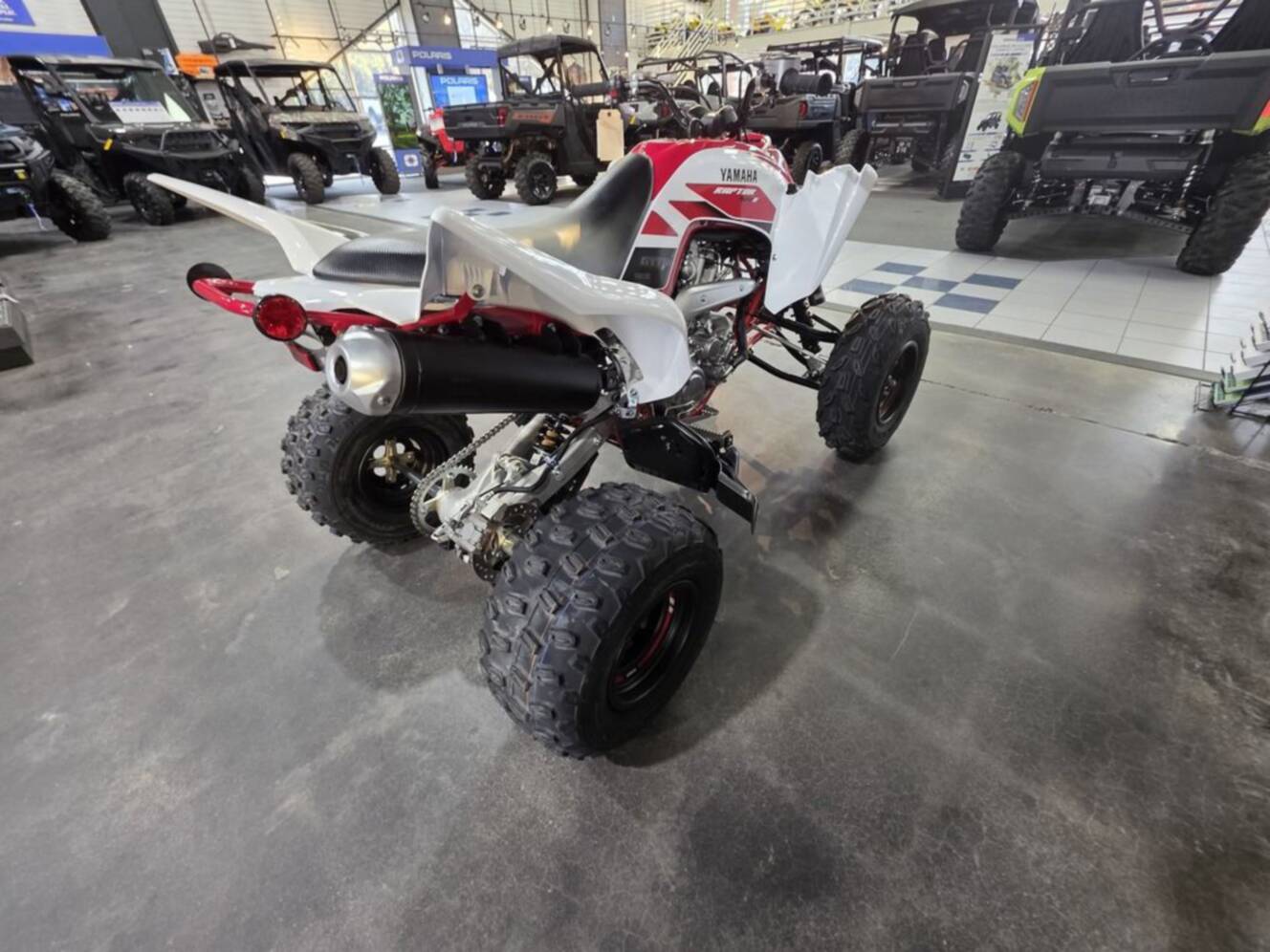 A photo of this 2026 Yamaha Raptor 700R SE
