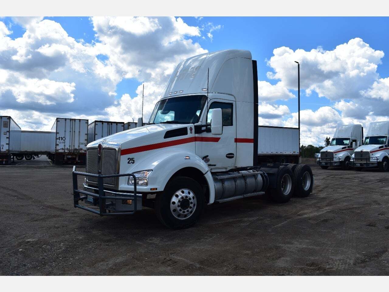 2021 KENWORTH T880 in Bonita Springs, FL