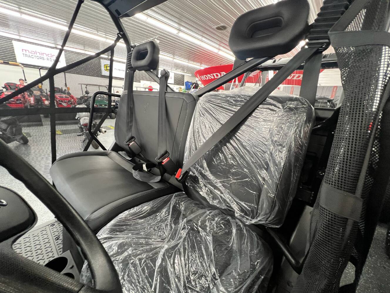 A photo of this 2026 Segway Powersports UT6 S