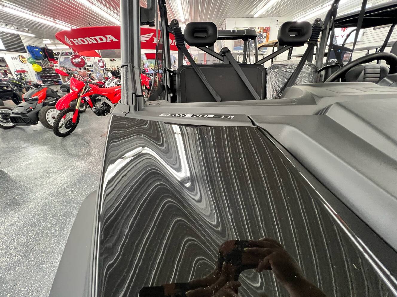 A photo of this 2026 Segway Powersports UT6 S