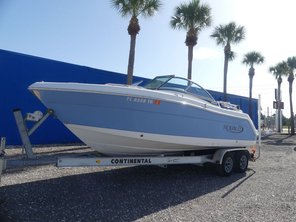 2018 Robalo R227 in lake placid FL