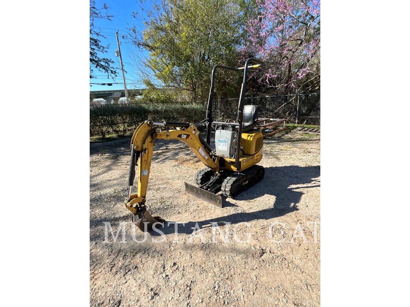 2020 CAT 300.9D in Houston, TX