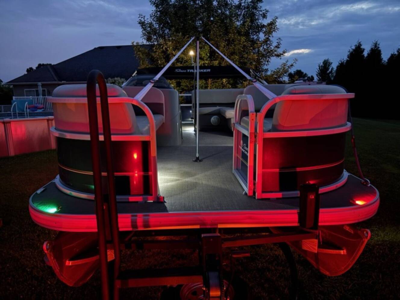 A photo of this 2022 Sun Tracker Party Barge 18 DLX