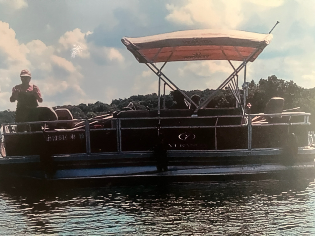 2017 Veranda Pontoon in pittsburgh PA
