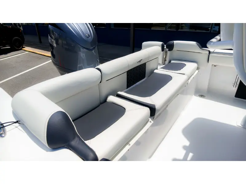 2027 Tidewater 210LXF