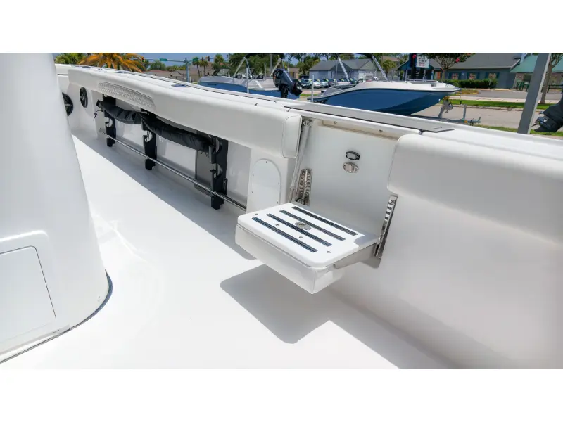 2027 Tidewater 3100 Carolina Bay